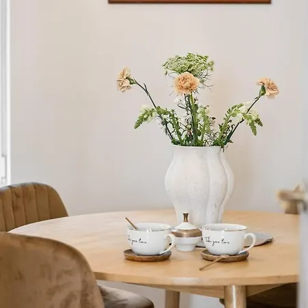 Sermuksnis-2-room Flat In Center Apartament *